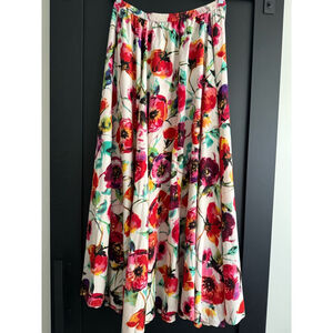 Women's Lucky & Coco Floral Poppy long Maxi Skirt Size M Multi-color